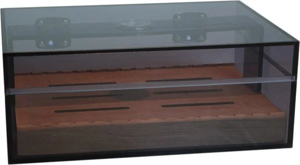 Tamni akrilni humidor